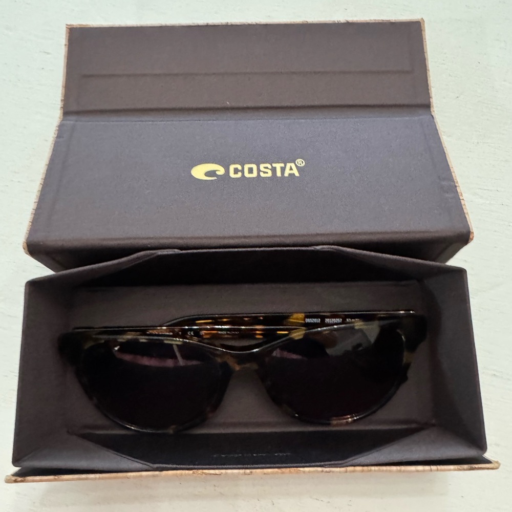 Costa Tortoise Pattern Sunglasses - image 3